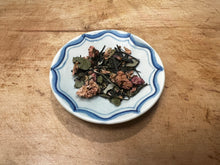 Load image into Gallery viewer, OBUBU NATURAL SAKURA SENCHA / SAKURA FLOWER GREEN TEA