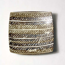 Load image into Gallery viewer, ROKURO GIZA SQUARE PLATE