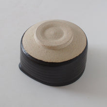 Load image into Gallery viewer, MINOYAKI BLACK KATAKUCHI MATCHA BOWL (LARGE)