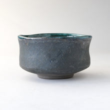 Load image into Gallery viewer, MINOYAKI BLUE CAVE MATCHA BOWL