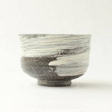 Load image into Gallery viewer, SHIGARAKIYAKI SHIRO HAKEME MATCHA BOWL