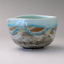 Load image into Gallery viewer, MINOYAKI BLUE NAGASHI KATAKUCHI MATCHA BOWL