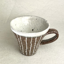 Load image into Gallery viewer, ROKURO WHITE & BROWN GLAZED MUG CUP
