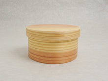 Load image into Gallery viewer, SUGI WOOD BENTO BOX / WOODEN LUNCH BOX (CIRCLE)*