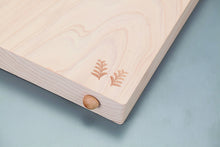 Load image into Gallery viewer, SHIMANTO CYPRESS WOOD CUTTING BOARD WITH STAND (3SIZES)