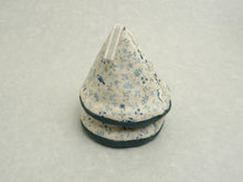 Load image into Gallery viewer, NABETSUKAMI / POTHOLDER  SET OF 2**
