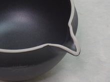 Load image into Gallery viewer, ORIGAMI KATAKUCHI MATCHA BOWL AKATSUKI (BLACK)