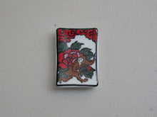 Load image into Gallery viewer, MINOYAKI HANAFUDA-STYLE ZODIAC CHOPSTICKS REST