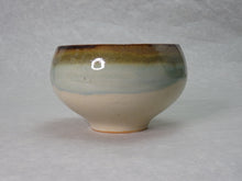 Load image into Gallery viewer, MINOYAKI SALIU X KOUZANGAMA SAZANAMI MATCHA BOWL (BLUE)