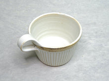 Load image into Gallery viewer, MASHIKOYAKI WHITE MODERN MUG CUP