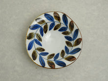 Load image into Gallery viewer, HASAMIYAKI LEAF OVAL SMALL BOWL*