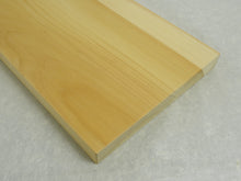 Load image into Gallery viewer, JAPANESE ICHO / GINKGO WOOD CHOPPING BOARD (4 SIZES)