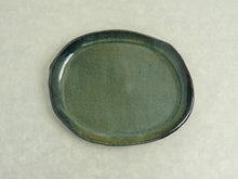 Load image into Gallery viewer, RUBEN ROUND PLATE BLUE
