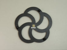 Load image into Gallery viewer, CAST IRON TRIVET/POT STAND (ITSUTSUWA/5 RINGS)