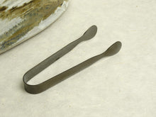 Load image into Gallery viewer, RUBEN ICE PAIL WHITE WITH A PAIR OF TONGS*