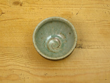 Load image into Gallery viewer, SHIGARAKIYAKI HECHIMON IWA-GOKE KUMIDASHI TEA CUP