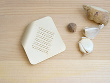 Load image into Gallery viewer, IROGAMI MINI GRATER***