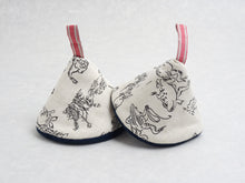 Load image into Gallery viewer, NABETSUKAMI / POTHOLDER  SET OF 2**