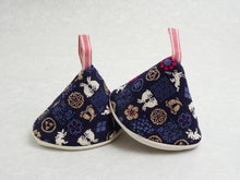 Load image into Gallery viewer, NABETSUKAMI / POTHOLDER  SET OF 2**