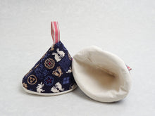 Load image into Gallery viewer, NABETSUKAMI / POTHOLDER  SET OF 2**