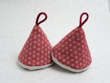 Load image into Gallery viewer, NABETSUKAMI / POTHOLDER  SET OF 2**