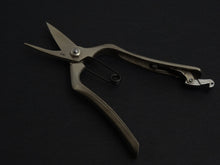 Load image into Gallery viewer, ONOYOSHI HAMONO FORGED PRUNING SHEARS FOR ROSE 180MM*