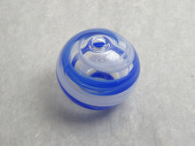 Load image into Gallery viewer, TSUGARU HANDMADE VIDRO TEMARI FLOWER VASE UMIKAZE