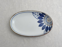 Load image into Gallery viewer, HASAMIYAKI BLUE BLUME OVAL PLATE**