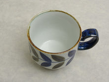 Load image into Gallery viewer, HASAMIYAKI BLUE STACKING MUG CUP
