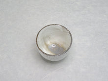Load image into Gallery viewer, SHIGARAKIYAKI HECHIMON YUKI-TSUBASA TEA CUP