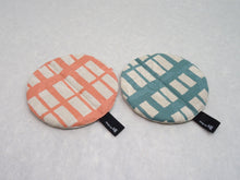 Load image into Gallery viewer, MANMARU/ROUND POTHOLDER & TRIVET