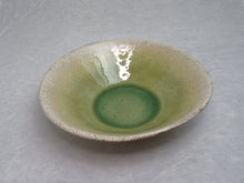 Load image into Gallery viewer, MINOYAKI SABI ORIBE OVAL BOWL**