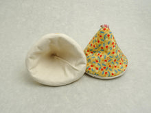Load image into Gallery viewer, NABETSUKAMI / POTHOLDER  SET OF 2**