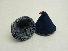 Load image into Gallery viewer, NABETSUKAMI / POTHOLDER  SET OF 2**