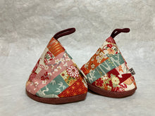 Load image into Gallery viewer, NABETSUKAMI / POTHOLDER SET OF 2