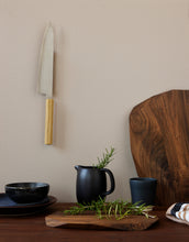 Load image into Gallery viewer, NOYER SINGLE KNIFE MAGNETIC RACK / AMERICAN WALNUT WOOD