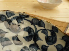 Load image into Gallery viewer, MINOYAKI TAKO KARAKUSA TAYOBACHI BOWL**