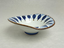 Load image into Gallery viewer, HASAMIYAKI PETAL OVAL SMALL BOWL*