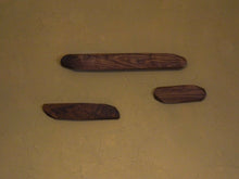 Load image into Gallery viewer, NOYER KNIFE MAGNET RACK / AMERICAN WALNUT