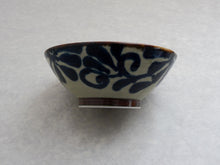 Load image into Gallery viewer, MINOYAKI RYUKYU RURI KARAKUSA RAMEN BOWL (WHITE/BLUE)**