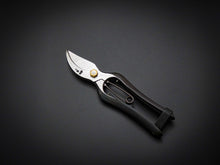 Load image into Gallery viewer, ABUKUMAKAWA FORGED SECATEURS 180MM / LEATHER STRAP*