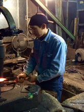 Load image into Gallery viewer, YAMAMOTO TSUCHIME AOGAMI KUROUCHI SANTOKU 165MM MAGNOLIA HANDLE