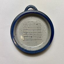 Load image into Gallery viewer, ROKURO GRATER PLATE (SMALL)

