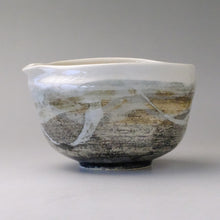 Load image into Gallery viewer, MINOYAKI WHITE NAGASHI KATAKUCHI MATCHA BOWL
