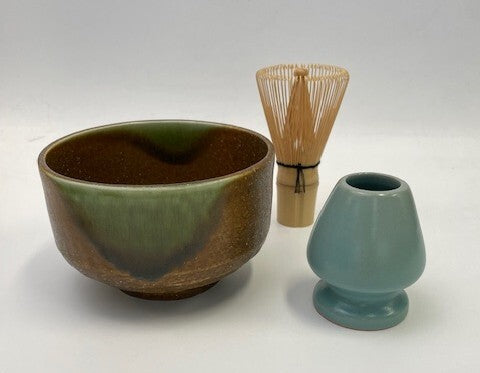 MINOYAKI GENJI GREEN MATCHA BOWL WITH BAMBOO WHISK #80 & WHISK STAND SET