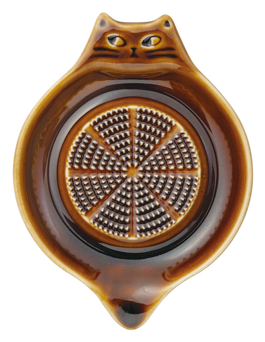 FIKALYCKA CAT SHAPED SMALL GRATER PLATE (BROWN)