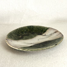 Load image into Gallery viewer, ROKURO ORIBE GREEN GLAZED SMALL PLATE
