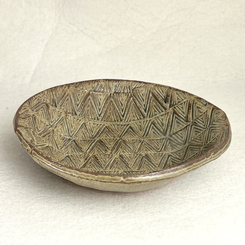 ROKURO TEXTURED TRIANGLE PATTERN BOWL