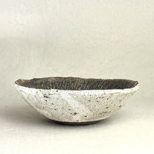 Load image into Gallery viewer, ROKURO KIZAMI PATTERN BOWL
