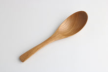 Load image into Gallery viewer, CHESTNUT WOOD RENGE SPOON
